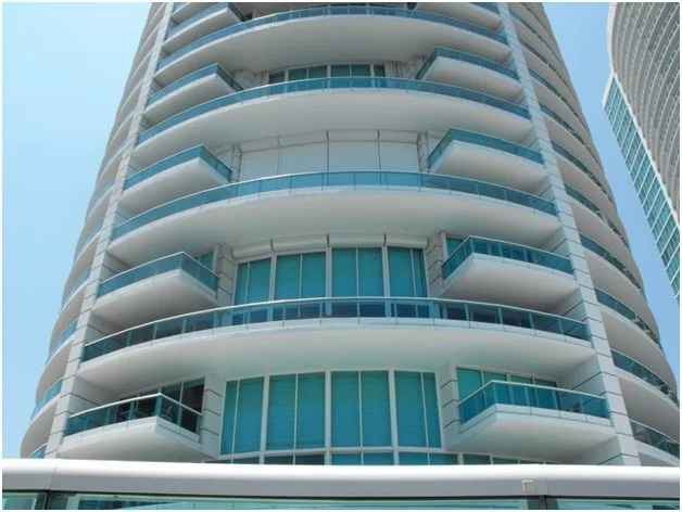 311899_2191964356377_250873104_n-e1447361081368